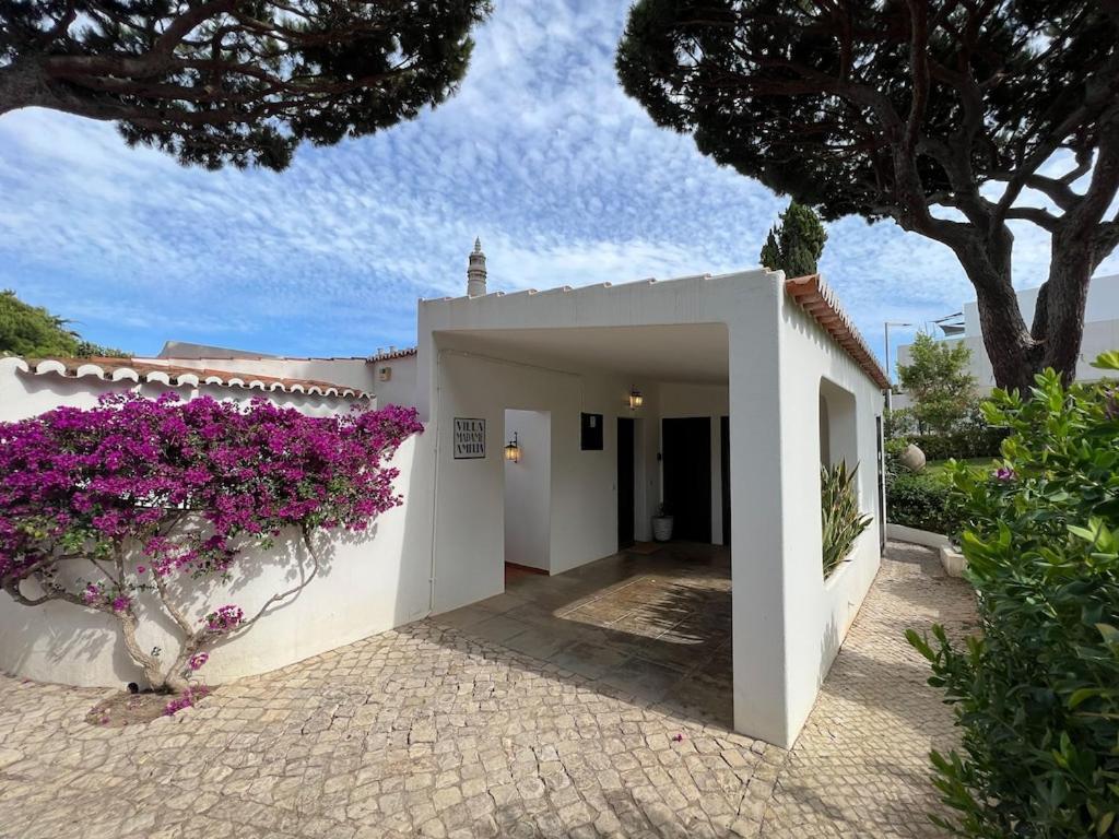 Traditional 3 Bedroom Villa With Great Pool In The Heart Of Vale Do Lobo Extérieur photo