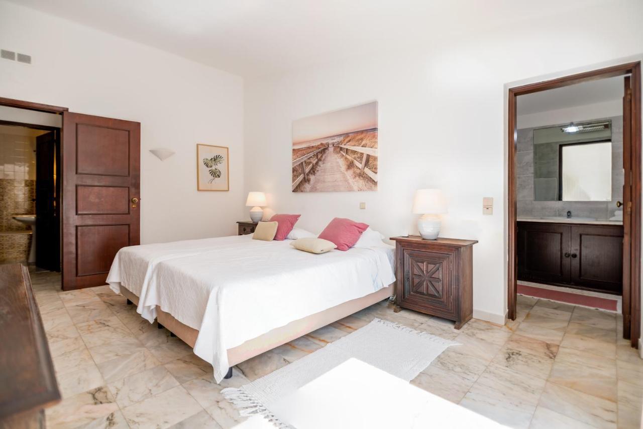 Traditional 3 Bedroom Villa With Great Pool In The Heart Of Vale Do Lobo Extérieur photo