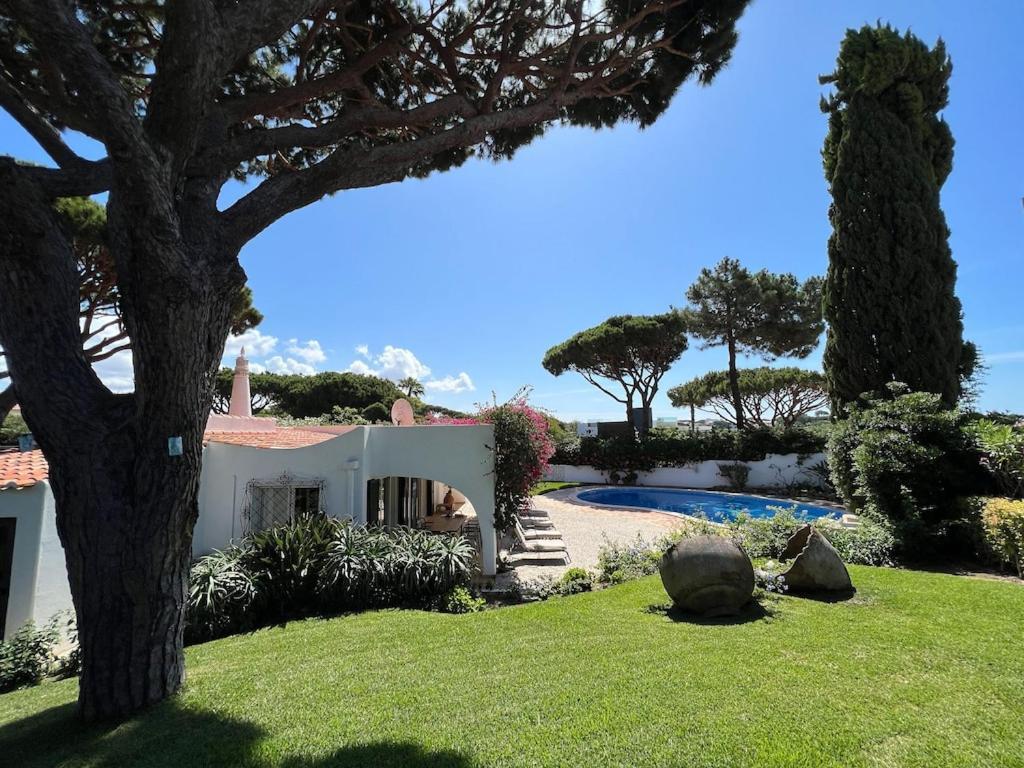 Traditional 3 Bedroom Villa With Great Pool In The Heart Of Vale Do Lobo Extérieur photo