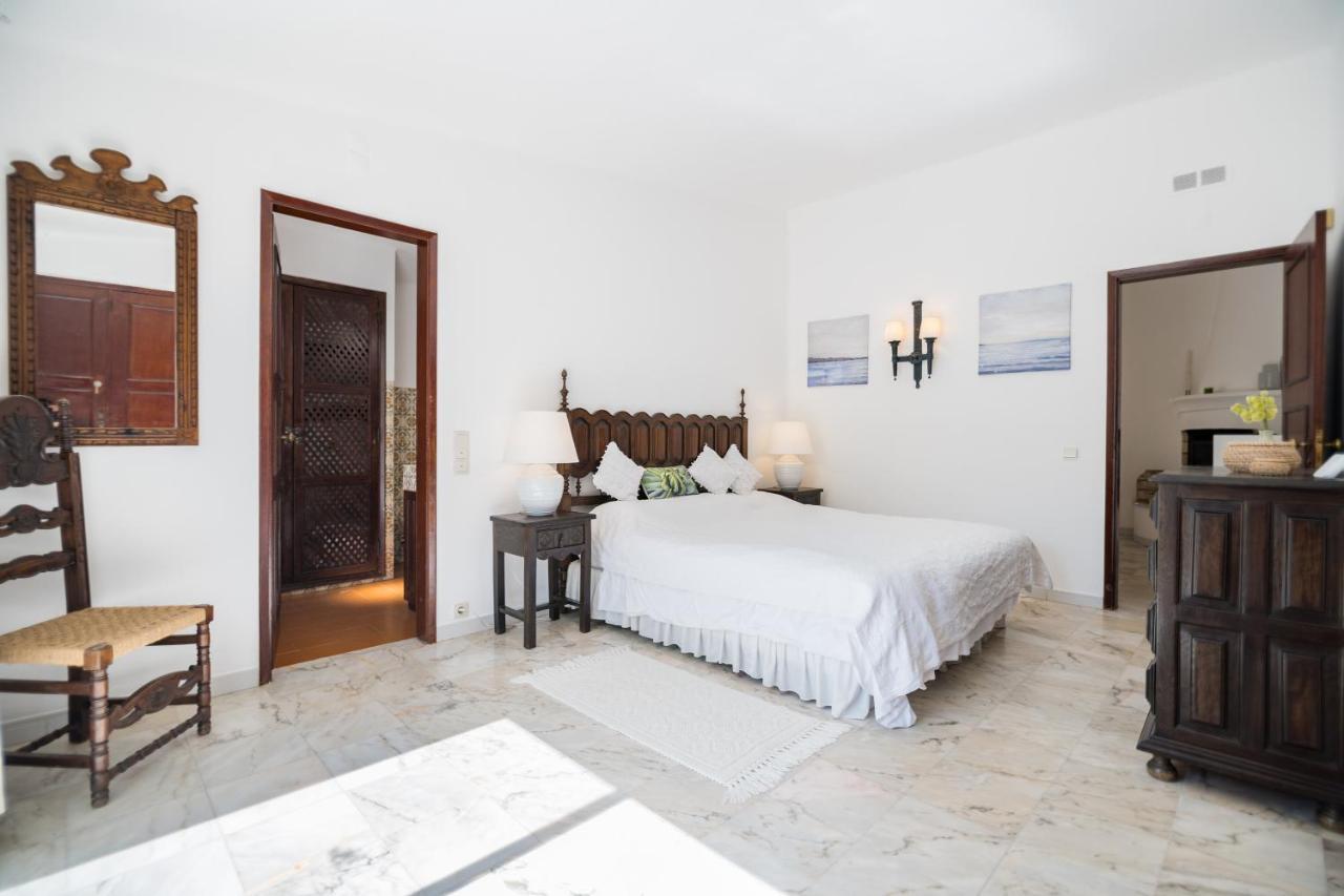 Traditional 3 Bedroom Villa With Great Pool In The Heart Of Vale Do Lobo Extérieur photo